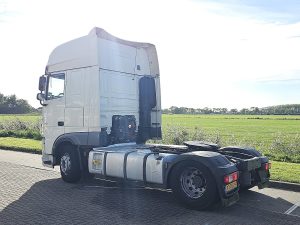 Strona kierowcy z tyłu — DAF XF 480 z 2018 roku