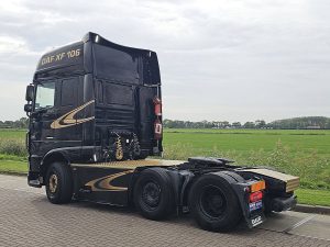 Strona kierowcy z tyłu — DAF XF 510 SSC 6x2 z 2016 roku