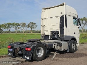Strona pasażera z tyłu — DAF XF 530 z 2019 roku