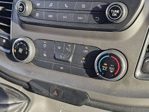 Wyposażenie specjalne wnętrza, ujęcie 2 — Ford TRANSIT 2.0 TDCI EBLUE 170 L3 z 2023 roku