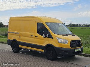 Strona pasażera z przodu — Ford TRANSIT z 2015 roku
