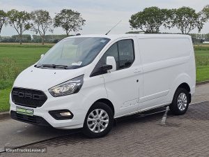 Strona kierowcy z przodu — Ford TRANSIT CUSTOM 2.0 z 2020 roku