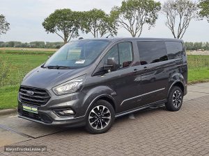 Strona kierowcy z przodu — Ford TRANSIT CUSTOM 2.0 L1H1 SPORT Dub.CAb! z 2021 roku