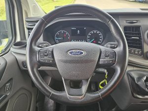 Wyposażenie specjalne wnętrza, ujęcie 2 — Ford TRANSIT CUSTOM 2.0 L2H1 Navi Trekhaak z 2022 roku