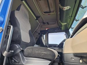 Wnętrze kabiny — MAN 18.460 TGX z 2017 roku
