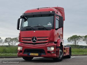 Przód pojazdu — Mercedes-Benz ACTROS 1836 LS z 2014 roku