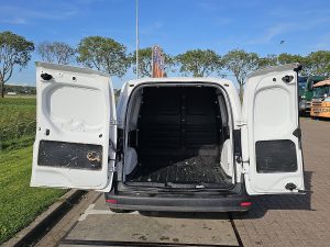 Przestrzeń ładunkowa — Mercedes-Benz CITAN 110 CDI Long Airco Mbux Eur6 z 2024 roku