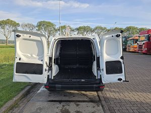 Przestrzeń ładunkowa — Mercedes-Benz CITAN 110 CDI Long Airco Mbux Eur6 z 2024 roku