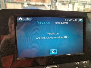 Ekran z Apple CarPlay — Mercedes-Benz CITAN 110 CDI Long Airco Mbux Eur6 z 2024 roku