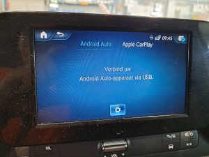 Ekran z Apple CarPlay — Mercedes-Benz CITAN 110 CDI Long Airco Mbux Eur6 z 2024 roku