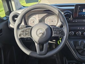 Wyposażenie specjalne wnętrza — Mercedes-Benz CITAN 110 CDI Long Airco Mbux Eur6 z 2024 roku