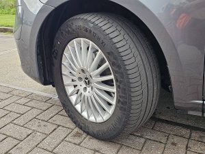 Felga aluminiowa — Mercedes-Benz EQV 300 L2 Navi 7-Persoons z 2024 roku