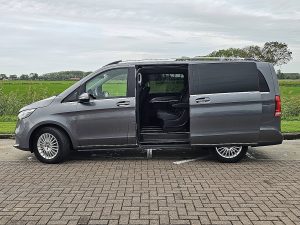 Wyposażenie specjalne, ujęcie 3 — Mercedes-Benz EQV 300 L2 Navi 7-Persoons z 2024 roku