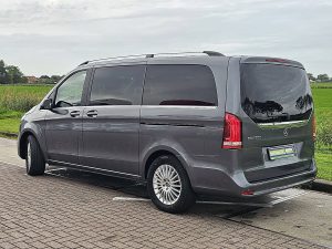 Strona kierowcy z tyłu — Mercedes-Benz EQV 300 L2 Navi 7-Persoons z 2024 roku