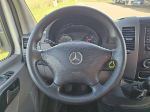 Wyposażenie specjalne wnętrza, ujęcie 2 — Mercedes-Benz SPRINTER 213 z 2016 roku