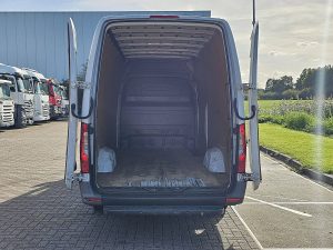 Przestrzeń ładunkowa — Mercedes-Benz SPRINTER 314 z 2019 roku