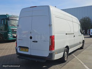 Strona pasażera z tyłu — Mercedes-Benz SPRINTER 314 z 2019 roku