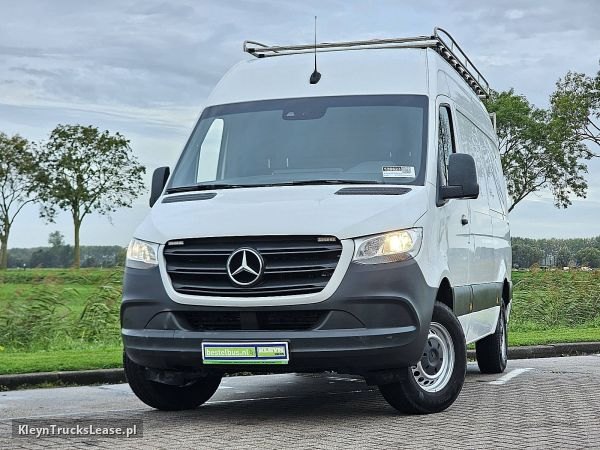 Mercedes-Benz SPRINTER 316 ac automaat EURO6 z 2020 roku, blaszak z zagranicy — przód pojazdu