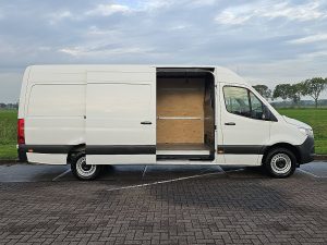 Drzwi boczne przestrzeni ładunkowej — Mercedes-Benz SPRINTER 317 L3H2 Maxi Mbux Autom z 2022 roku