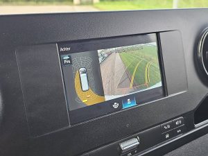 Systemy bezpieczeństwa — Mercedes-Benz SPRINTER 317 L3H2 Maxi Mbux Autom z 2022 roku