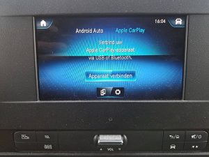 Ekran z Apple CarPlay — Mercedes-Benz SPRINTER 317 L3H2 Maxi Mbux Autom z 2022 roku