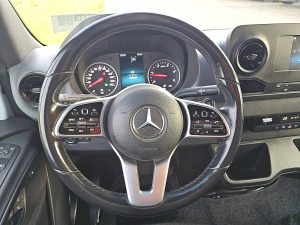 Wyposażenie specjalne wnętrza — Mercedes-Benz SPRINTER 317 L3H2 Maxi Mbux Autom z 2022 roku