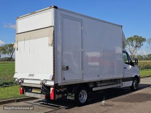 Strona pasażera z tyłu — Mercedes-Benz SPRINTER 516 Bakwagen Laadklep! z 2017 roku