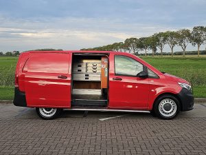 Drzwi boczne przestrzeni ładunkowej — Mercedes-Benz VITO 119 CDI ac automaat EURO6 z 2020 roku