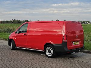 Strona kierowcy z tyłu — Mercedes-Benz VITO 119 CDI ac automaat EURO6 z 2020 roku
