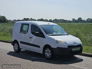 Strona pasażera z przodu — Peugeot PARTNER 1.6 HDI Airco APK: 20-4-2027 z 2014 roku