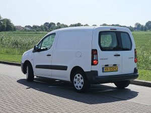 Strona kierowcy z tyłu — Peugeot PARTNER 1.6 HDI Airco APK: 20-4-2027 z 2014 roku