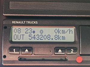 Licznik przebiegu — Renault C 380 Platform 21Ton z 2014 roku
