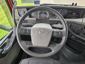 Wyposażenie specjalne wnętrza, ujęcie 3 — Volvo FH 460 z 2019 roku