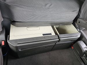 Wyposażenie specjalne wnętrza — Volvo FH 460 z 2019 roku