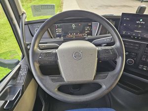 Wyposażenie specjalne wnętrza, ujęcie 3 — Volvo FH 460 z 2021 roku